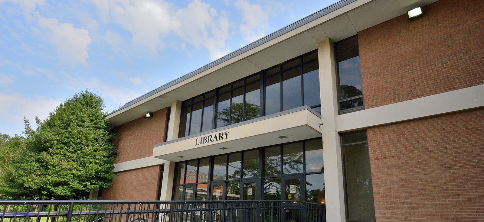 National Library Week Richard Bland College